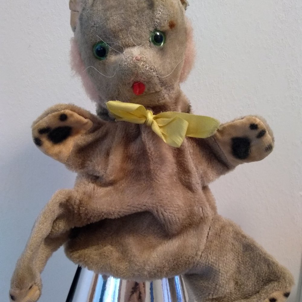 Vintage 60s Mohair kitty cat Adorable Plush Hand Puppet